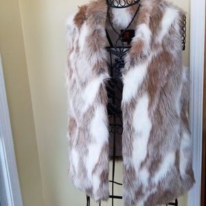 Faux fur Vest